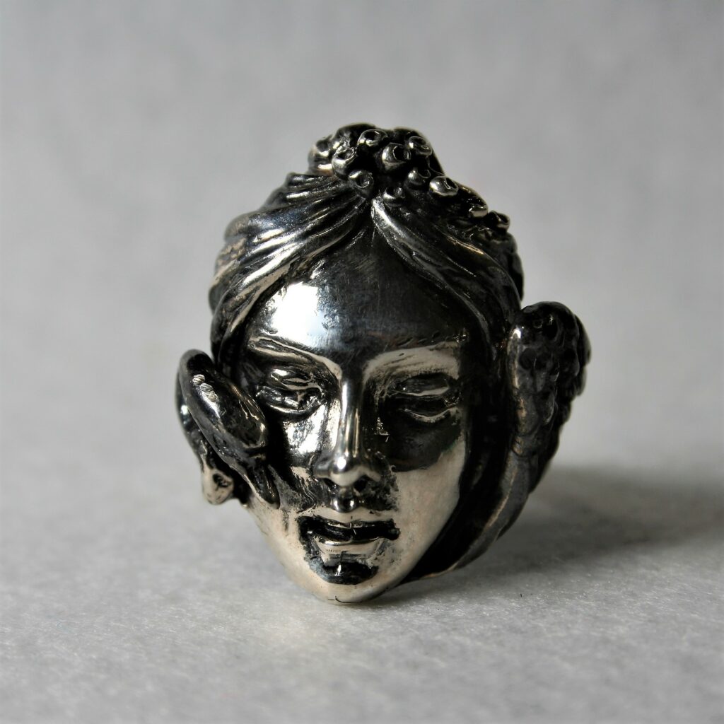 Anello "Leda"